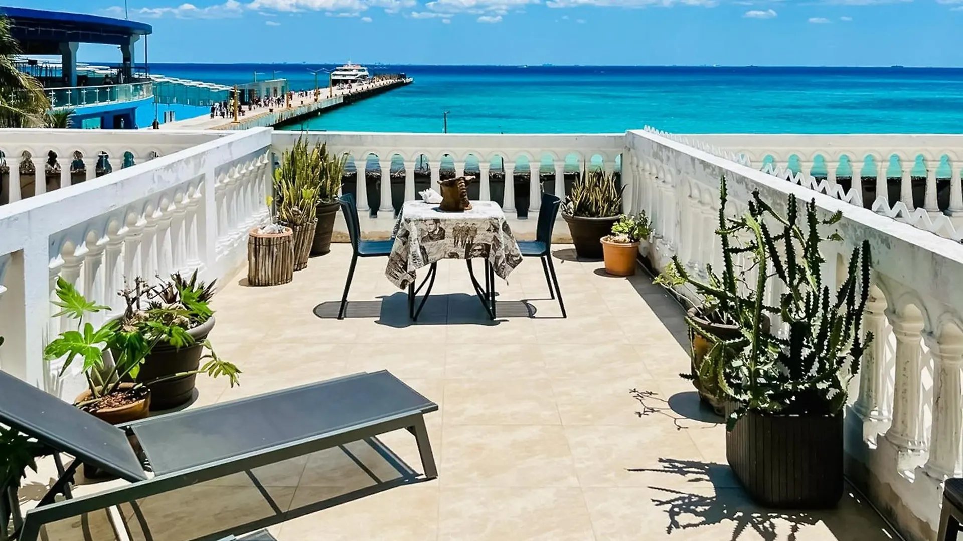 Plaza Marina Condo Playa del Carmen